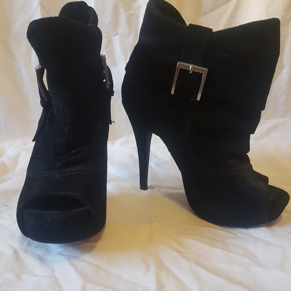 Jessica Simpson bootie heels